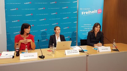 v. l.n.r.: Assol Urrutia, Frauke Brosius-Gersdorf und Annett Witte