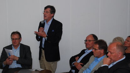 Ein Bild von Professor Paqué.