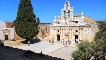 Das Kloster Arkadi ist das bedeutendste Nationaldenkmal der Insel Kreta. Es spielte eine herausragende Rolle im kretischen Kampf um Unabhängigkeit vom Osmanischen Reich.