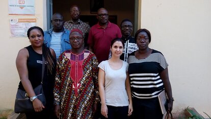 In Côte d' Ivoire für eine Kampagne gegen irreguläre Migration