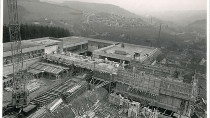 THA als Großbaustelle