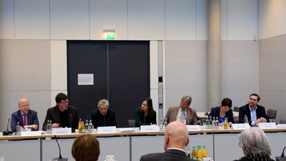 Expertenpodium: Michael Theurer, Lukas Köhler, Gerhart Baum, Annett Witte, Eicke Weber, Judith Skudelny und Frank Sitta