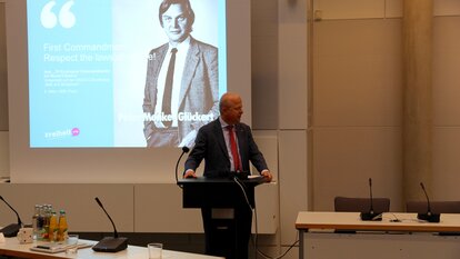 Michael Theurer MdB, stellvertretender Vorsitzender der Fraktion der FDP, verschiedete die Gäste und Referenten.