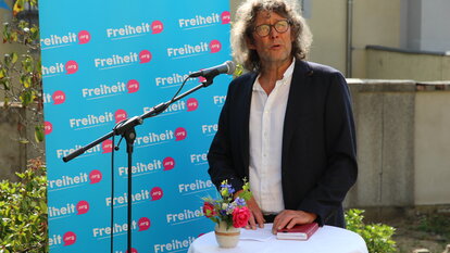 "Naumann blieb Störmthal Zeit seines Lebens verbunden, so widmetet er manche politische oder theologische Schrift seiner 'lieben Heimatgemeinde'" erinnerte Pfarrer Matthias Weber.