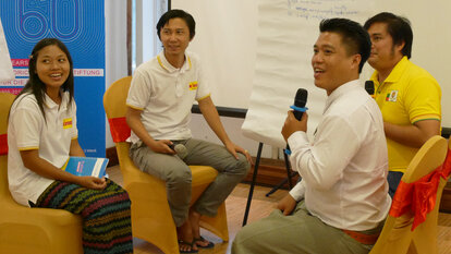 Workshop mit denj jungen myanmarischen Politikern. 