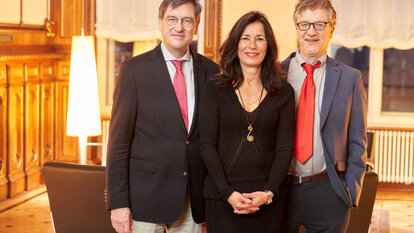 Karl-Heinz Paqué, Sabine Carbon und Laird M. Easton vor der Veranstaltung