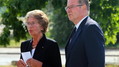 Baraba Genscher und Klaus Kinkel bei dem Staatsakt des Bundespraesidenten a.D. Walter Scheel 