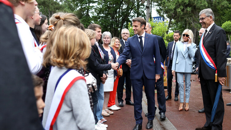 French President Emmanuel Macron at a polling station in Le Touquet, northern France, on the occasion of the French parliamentary elections on 19 June 2022. 