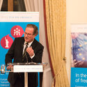 Klaus Kinkel auf der Festveranstaltung der Friedrich-Naumann-Stiftung zum 20. Jahrestag der Deutsch-Tschechischen Erklärung