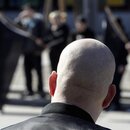 Neonazi bei einer Demonstration