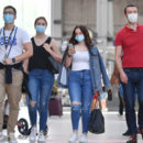 Maskenpflicht im oeffentlichen Personenverkehr. 