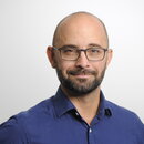 Dr. Nicolas Fescharek