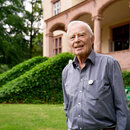 Robert S. Mackay war Executive Vice-President der American Chamber of Commerce in Germany.