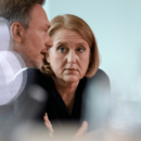 Lisa Paus, Bundesministerin für Familie, Senioren, Frauen und Jugend, und Christian Lindner, Bundesminister der Finanzen. 