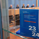 Bericht der Wirtschaftswaisen des Jahresgutachtens 2023/24 - Sachverstaendigenrat zur Begutachtung der gesamtwirtschaftlichen Entwicklung in der Bundespressekonferenz, Berlin 