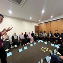 Rahman Imuda (standing) with a group of twenty young people from Tawau, Sabah in the IAF Replication Workshop: Safeguarding Freedom in the Digital World.