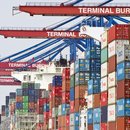 Der Container-Terminal Burchardkai in Hamburg