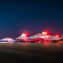 Das von den Israelischen Verteidigungsstreitkräften (IDF) veröffentlichte Foto zeigt Kampfjets der israelischen Luftwaffe, die vor den Angriffen in Teheran starten. 