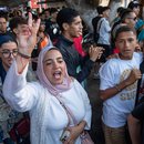 Jugendliche nehmen an einer Protestaktion teil, bei der sie Reformen im Gesundheits- und Bildungswesen fordern, in Rabat.