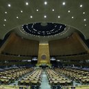 Der Plenarsaal der Generalversammlung der Vereinten Nationen 