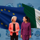 European Commission President Ursula von der Leyen and Mexican President Claudia Sheinbaum walking side to side