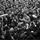 Ralf Dahrendorf und Rudi Dutschke beim Bundesparteitag 1968