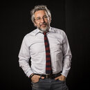 Der türkische Journalist Can Dündar und die Redaktion des Online-Magazins Özgürüz in Berlin arbeiten in Kooperation mit Journalisten des Recherchezentrums Correctiv daran, unabhängigen Stimmen von Deutschland aus Gehör zu verschaffen.