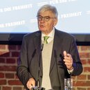 Prof. Dr. Jürgen Morlok beim Stabwechsel 2018