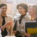 Wie stille Menschen erfolgreich Beziehungen aufbauen 