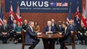  Der britische Premierminister Rishi Sunak trifft sich mit US-Präsident Joe Biden und dem australischen Premierminister Anthony Albanese im Marinestützpunkt Point Loma in San Diego