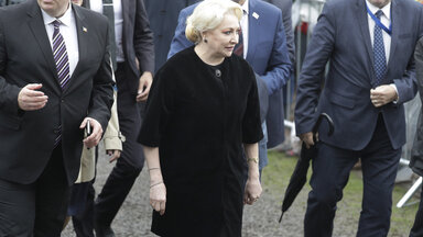 Mit knapper Mehrheit wurde der Misstrauensantrag gegen die sozialdemokratische Regierung von Ministerpräsidentin Viorica Dăncilă (PSD) angenommen.