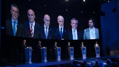 Die Präsidentschaftskandidaten bei der TV-Debatte in Santa Fe.