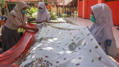Kleinstunternehmerinnen in Indonesien