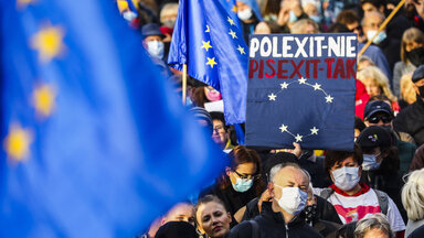 Bei der Pro-EU-Demonstrationen "Wir bleiben in der EU" demonstrierten Tausende im ganzen Land