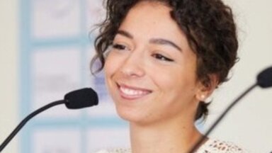 Foto 
  Manal 
 
  Khadri
