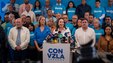 Die Oppositionsaktivistin Maria Corina Machado spricht während einer Pressekonferenz in Caracas, Venezuela