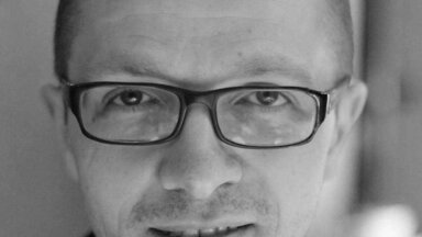 Foto 
  Alexandru 
 
  Gabor
