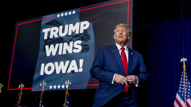 Trump wins Iowa