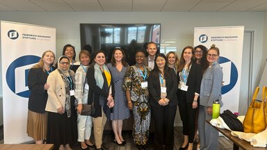 Study Tour - La nueva era de las Mujeres en Política