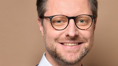 Foto 
  Sebastian 
 
  Sons
