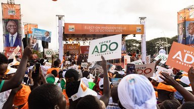 Der 83-jährige Alassane Dramane Ouattara stellt sich zur Wiederwahl auf. 