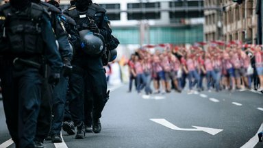 Police with football fans 