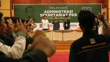 Pelatihan Kesekretariat PKB