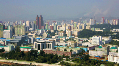 Blick über Stadt in Nordkorea