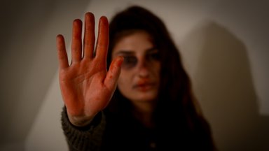 Gewalt gegen Frauen