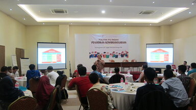 Salah Satu Narasumber Kegiatan, Juli Nugroho