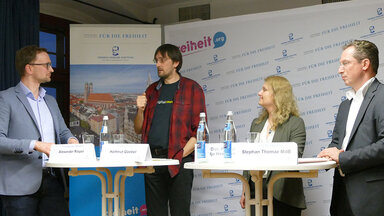 Alexander Rieper (FNF), Hartmut Goebel (digitalcourage), Nadja Hirsch MdEP, Stephan Thomae MdB