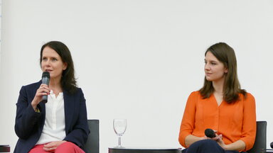 Cécile Prinzbach und Carmen Gerstenmeyer