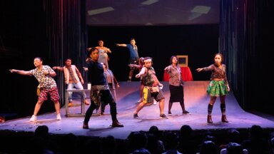 Charot! cast on stage